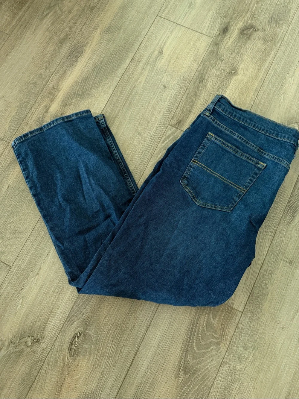 Relaxed Fit Men's Jeans in Dark Blue